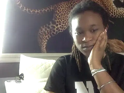 JuicyEbonyGoddess online show from 04-05-26, 08:33