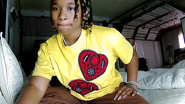 JuicyEbonyGoddess online show from 04-21-26, 12:22