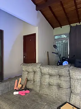 Miia moonn online show from 04-08-26, 01:27