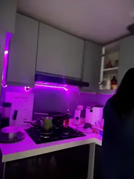 SaraAndrade  online show from 04-09-26, 11:37