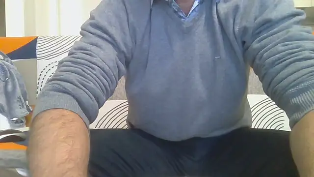 Snapshot of Eroshotlicker chatting on 12-20-25, 11:01 Eroshotlicker online show from 12-20-25, 11:01