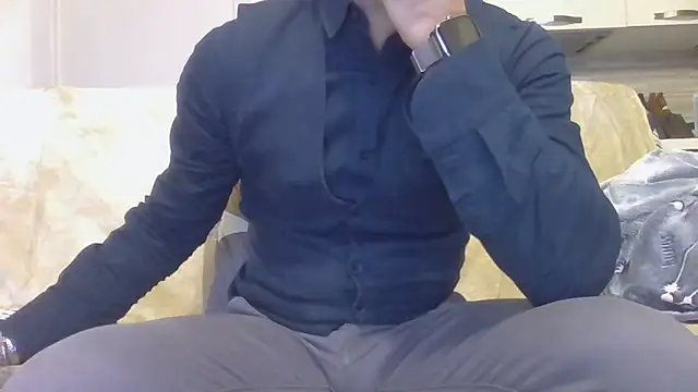 Snapshot of Eroshotlicker chatting on 02-13-26, 09:55 Eroshotlicker online show from 02-13-26, 09:55