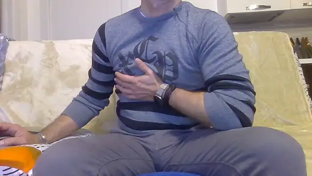 Snapshot of Eroshotlicker chatting on 02-28-26, 09:49 Eroshotlicker online show from 02-28-26, 09:49