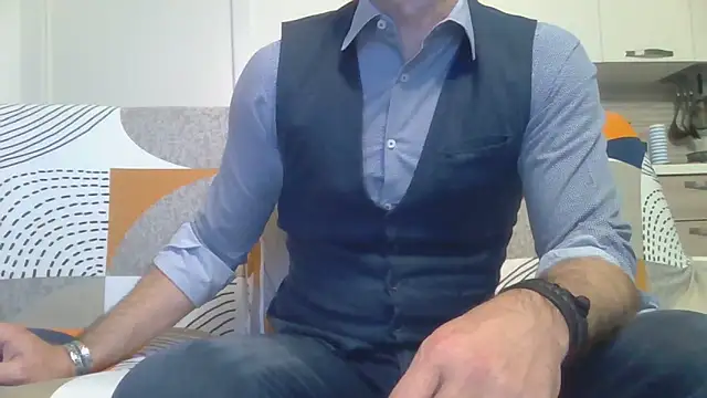 Snapshot of Eroshotlicker chatting on 03-03-26, 09:42 Eroshotlicker online show from 03-03-26, 09:42