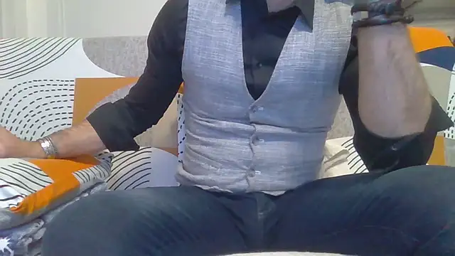 Snapshot of Eroshotlicker chatting on 03-08-26, 10:13 Eroshotlicker online show from 03-08-26, 10:13