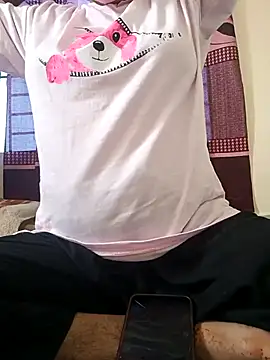 Snapshot of Jhunaki_789 chatting on 04-03-26, 04:32 Jhunaki 789 online show from 04-03-26, 04:32