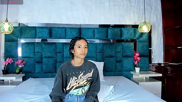  bonnyandclyde online show from 02-26-26, 01:32