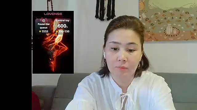 Nettie Allie online show from 03-18-26, 02:31