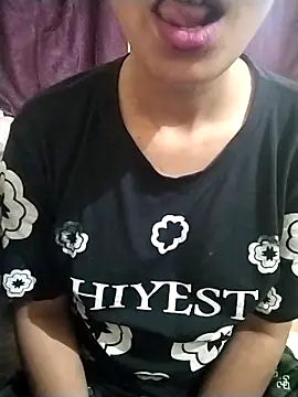 Snapshot of RASHMI_SHARMA9 chatting on 04-27-26, 06:55 RASHMI SHARMA9 online show from 04-27-26, 06:55