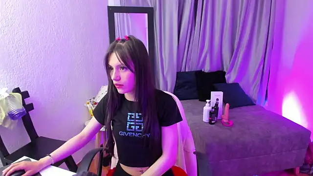 Snapshot of TiinaJonus_ chatting on 06-30-26, 04:02 TiinaJonus online show from 06-30-26, 04:02