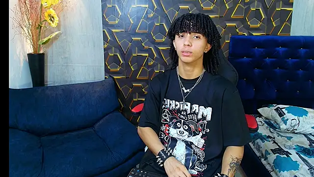 kim curlyy online show from 04-18-26, 08:31