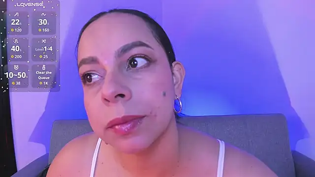 jimena chic1 online show from 03-27-26, 04:18