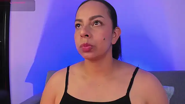 jimena chic1 online show from 05-25-26, 10:38