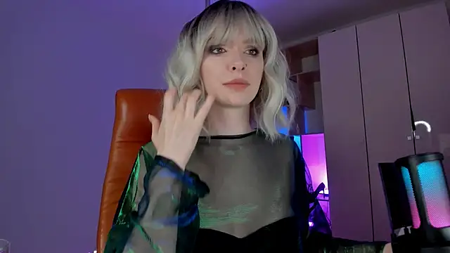 Mistress Iris online show from 06-10-26, 08:08