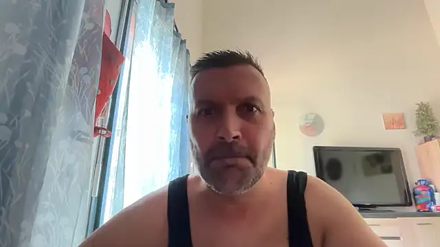coolsmith81 online show from 06-24-26, 03:44