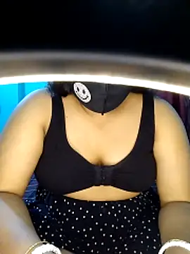 priya2098 online show from 04-20-26, 06:42