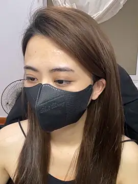 Lunamoon68 online show from 04-11-26, 04:17