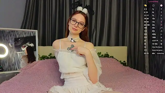 Snapshot of TwistedBilling chatting on 04-11-26, 08:46 TwistedBilling online show from 04-11-26, 08:46