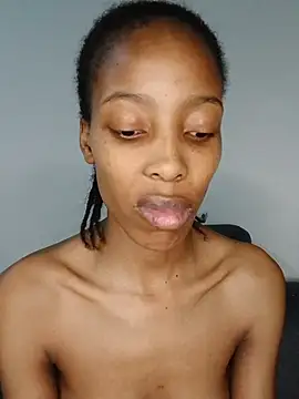 Snapshot of MsParisSmith chatting on 12-05-25, 08:01 MsParisSmith online show from 12-05-25, 08:01