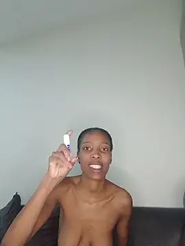 Snapshot of MsParisSmith chatting on 01-06-26, 06:11 MsParisSmith online show from 01-06-26, 06:11