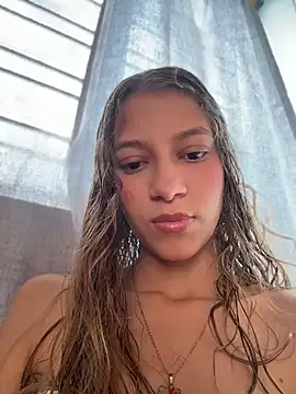 Snapshot of Vanneskk chatting on 07-17-26, 08:14 Vanneskk online show from 07-17-26, 08:14