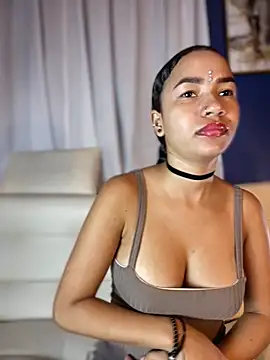 ZoeyFierce online show from 12-20-25, 01:51