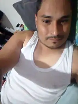 cristian112090 online show from 02-07-26, 04:54