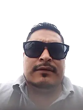 cristian112090 online show from 07-10-26, 04:31