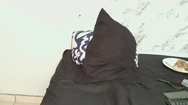 SexyZuluBarbie online show from 04-29-26, 11:03