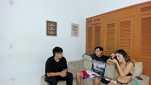 brutal revolution online show from 04-11-26, 12:42