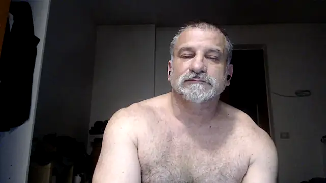 Snapshot of Mauro7788 chatting on 04-21-26, 11:07 Mauro7788 online show from 04-21-26, 11:07