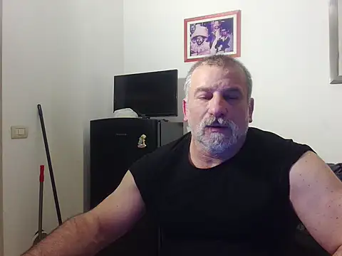Snapshot of Mauro7788 chatting on 04-25-26, 10:18 Mauro7788 online show from 04-25-26, 10:18
