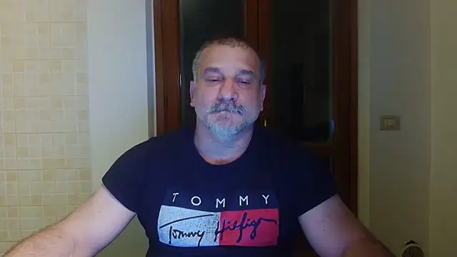 Snapshot of Mauro7788 chatting on 05-22-26, 07:30 Mauro7788 online show from 05-22-26, 07:30