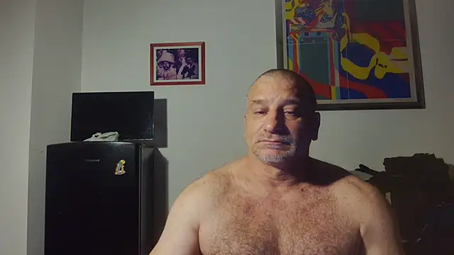 Snapshot of Mauro7788 chatting on 06-08-26, 12:58 Mauro7788 online show from 06-08-26, 12:58