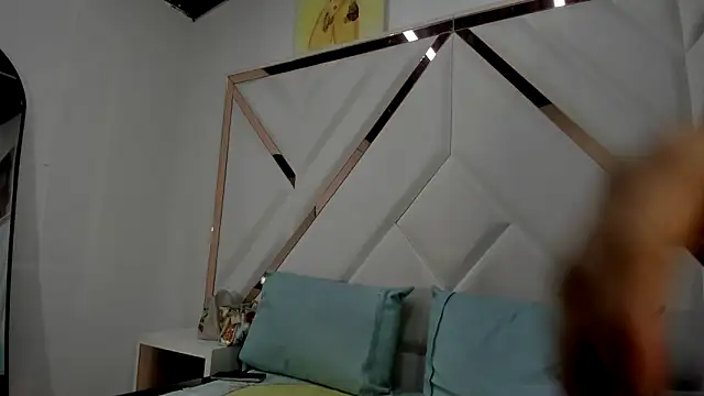 Snapshot of Valeria_gil_ chatting on 05-22-26, 03:35 Valeria gil online show from 05-22-26, 03:35