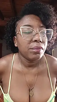 Snapshot of ChanneldelaCroix chatting on 04-10-26, 10:42 ChanneldelaCroix online show from 04-10-26, 10:42