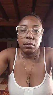 Snapshot of ChanneldelaCroix chatting on 04-14-26, 10:10 ChanneldelaCroix online show from 04-14-26, 10:10