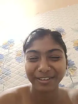 Snapshot of Cute_diya023 chatting on 07-01-26, 05:42 Cute diya023 online show from 07-01-26, 05:42