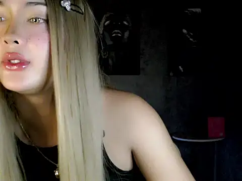 urfuckingdoll69 online show from 05-21-26, 08:54