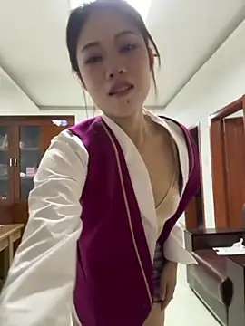 Snapshot of youyou-baby999 chatting on 04-05-26, 11:18 youyou-baby999 online show from 04-05-26, 11:18