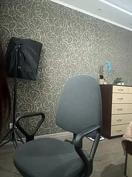 Sweet little gir online show from 04-02-26, 08:45