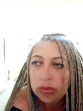 MilfArlet online show from 03-28-26, 06:07