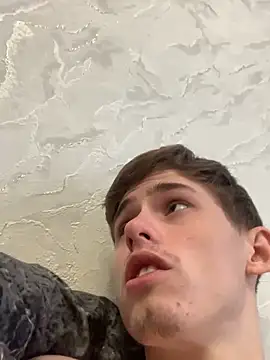 FreeRich online show from 12-19-25, 04:08