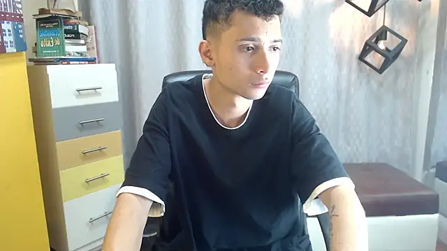 LucassSmith11 online show from 05-31-26, 01:58