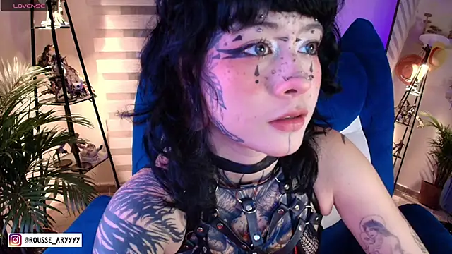 AryRousse online show from 06-17-26, 02:36