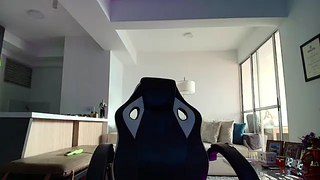 liorvante online show from 02-12-26, 01:39