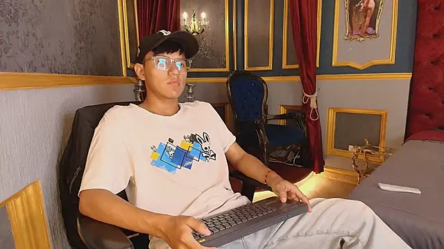 Snapshot of isaac_grimm chatting on 01-07-26, 03:09 isaac grimm online show from 01-07-26, 03:09