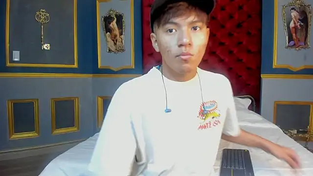 Snapshot of isaac_grimm chatting on 03-09-26, 03:21 isaac grimm online show from 03-09-26, 03:21