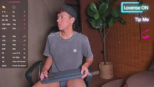 Snapshot of isaac_grimm chatting on 03-29-26, 03:39 isaac grimm online show from 03-29-26, 03:39