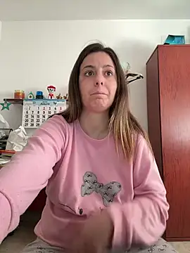 Sareyxon online show from 04-06-26, 07:31